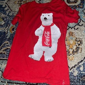 Red Coca Cola red short sleeve tee in vguc. Double sided graphic. Small.
